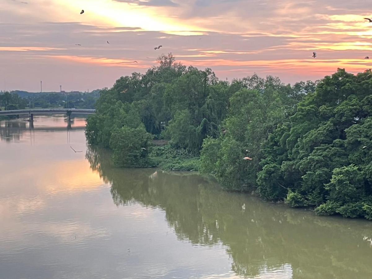 Usabai Riverside Boutique Hotel Chanthaburi Dış mekan fotoğraf